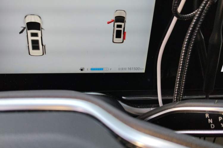 Used SAIC MAXUS G90 2022 2.0T Starry Seven-Seater Odometer Close Up