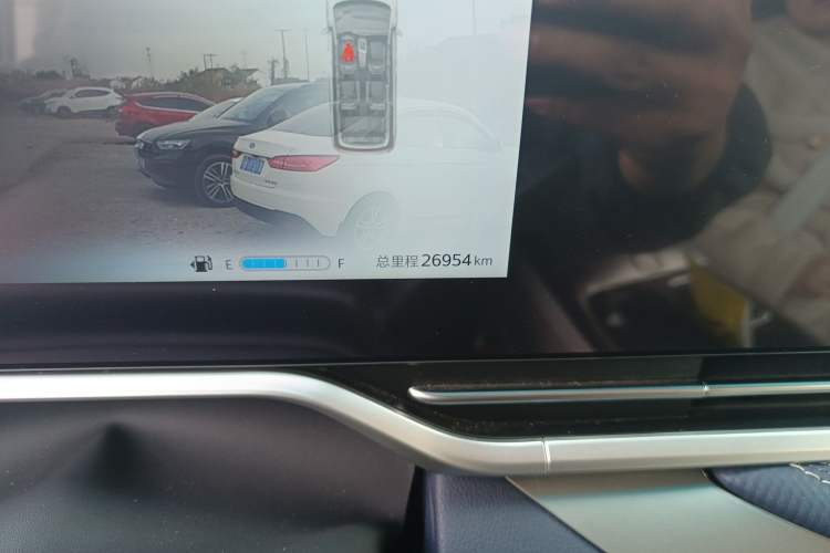 Used SAIC MAXUS G90 2022 2.0T Xingyun Seven-Seater Version Odometer Close Up