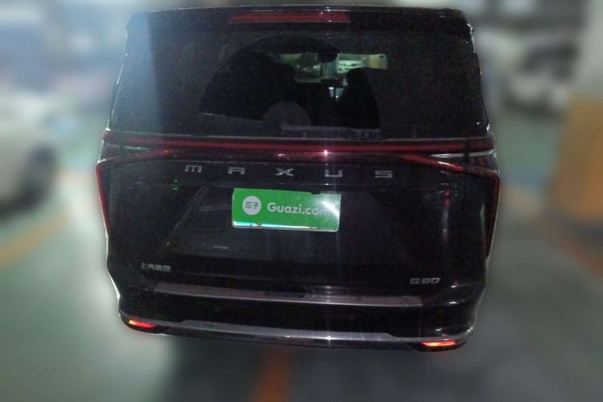 Used SAIC MAXUS G90 2022 2.0T Starry Seven-Seater Rear