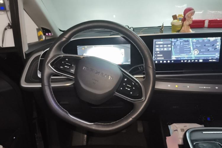Used SAIC MAXUS G90 2022 2.0T Interstellar Flagship Edition Steering Wheel