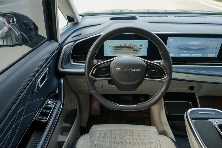 Used SAIC MAXUS G90 2022 2.0T Interstellar Six-Seater Edition Steering Wheel