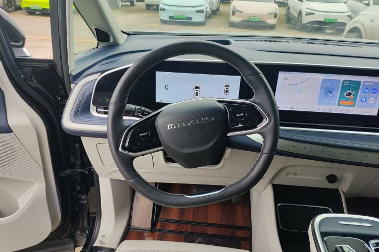 Used SAIC MAXUS G90 2022 2.0T Interstellar Six-Seater Edition Steering Wheel