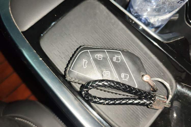 Used SAIC MAXUS G90 2022 2.0T Xinghan Executive Seven-Seater Vehicle Key