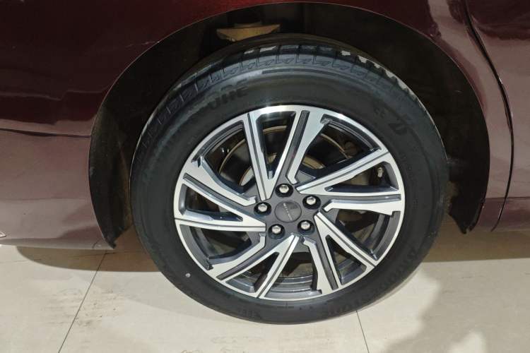 Used SAIC MAXUS G90 2022 2.0T Interstellar Seven-Seater Exterior 5