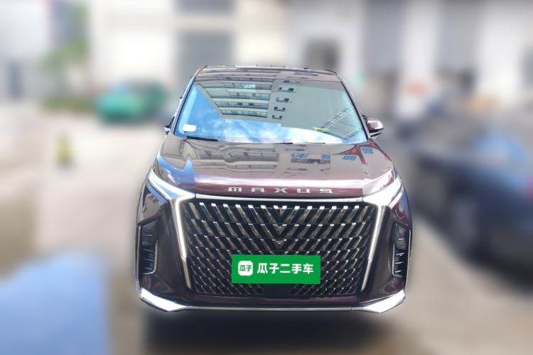 Used SAIC MAXUS G90 2022 2.0T Interstellar Seven-Seater Front