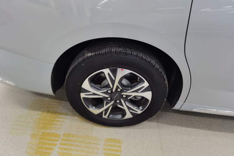 Used SAIC MAXUS G90 2022 2.0T Galaxy Seven-Seater Version Exterior 8