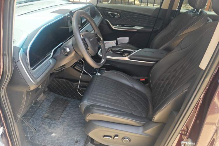 Used SAIC MAXUS G90 2022 2.0T Galaxy Seven-Seater Version Left Front Seat