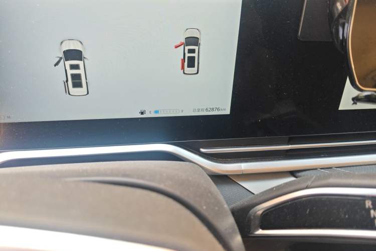Used SAIC MAXUS G90 2022 2.0T Galaxy Seven-Seater Version Odometer Close Up