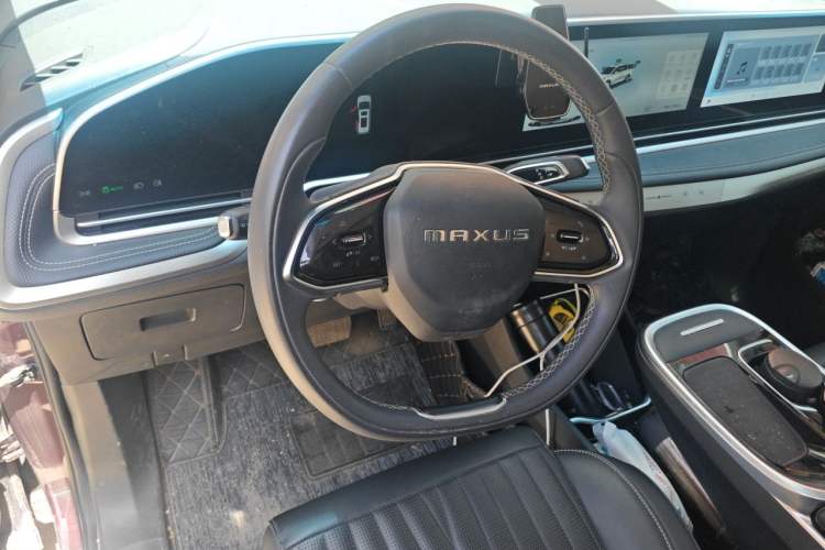 Used SAIC MAXUS G90 2022 2.0T Galaxy Seven-Seater Version Steering Wheel