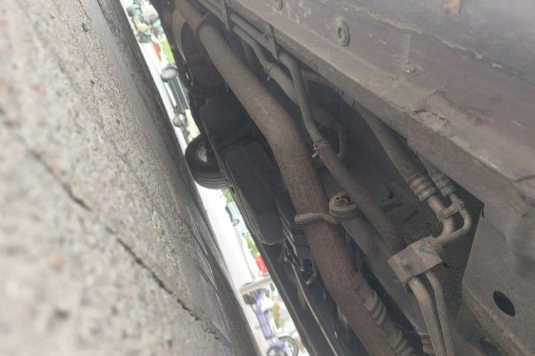 Used SAIC MAXUS G90 2022 2.0T Galaxy Seven-Seater Version Chassis Front Right