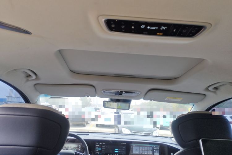 Used SAIC MAXUS G90 2022 2.0T Interstellar Seven-Seater Headliner