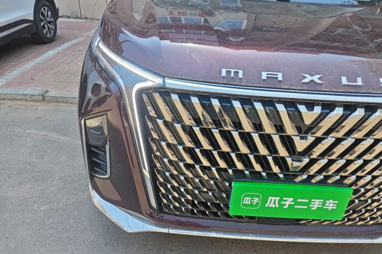 Used SAIC MAXUS G90 2022 2.0T Xingyun Seven-Seater Version Right Front Headlight