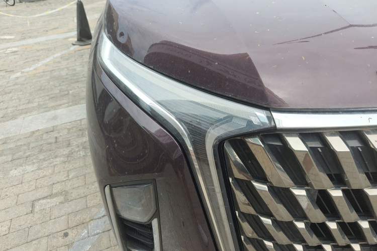 Used SAIC MAXUS G90 2022 2.0T Galaxy Seven-Seater Version Right Front Headlight