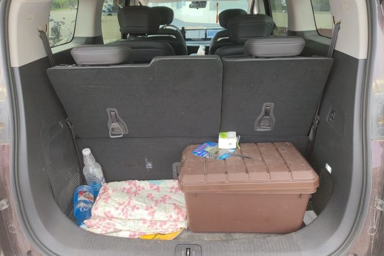 Used SAIC MAXUS G90 2022 2.0T Galaxy Seven-Seater Version Trunk