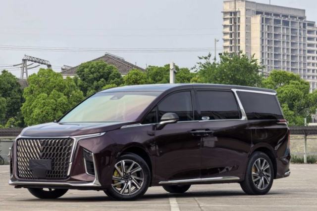 Used SAIC MAXUS G90 2022 2.0T Interstellar Seven-Seater