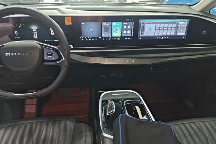 Used SAIC MAXUS G90 2022 2.0T Galaxy Seven-Seater Version Audio And AC Panel
