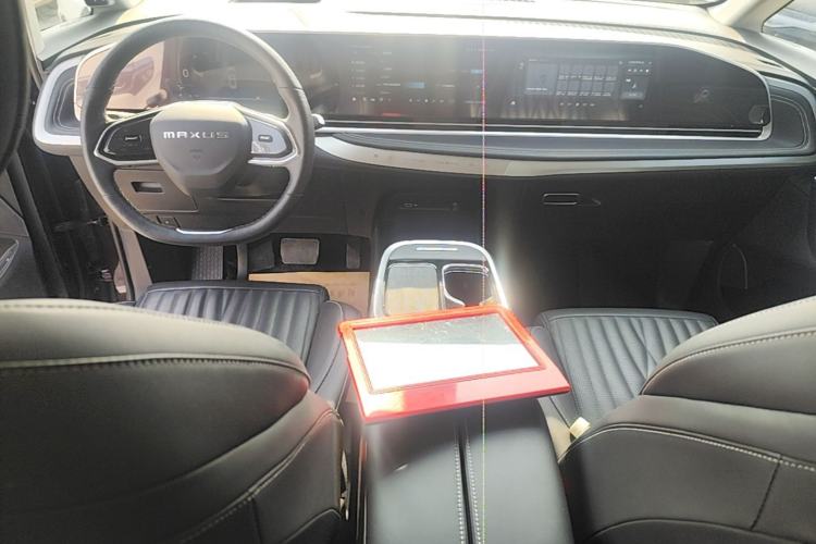 Used SAIC MAXUS G90 2022 2.0T Interstellar Seven-Seater Center Console
