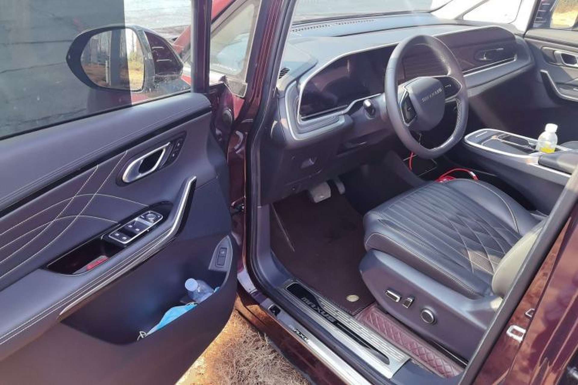 Used SAIC MAXUS G90 2022 2.0T Galaxy Seven-Seater Version Driver Seat