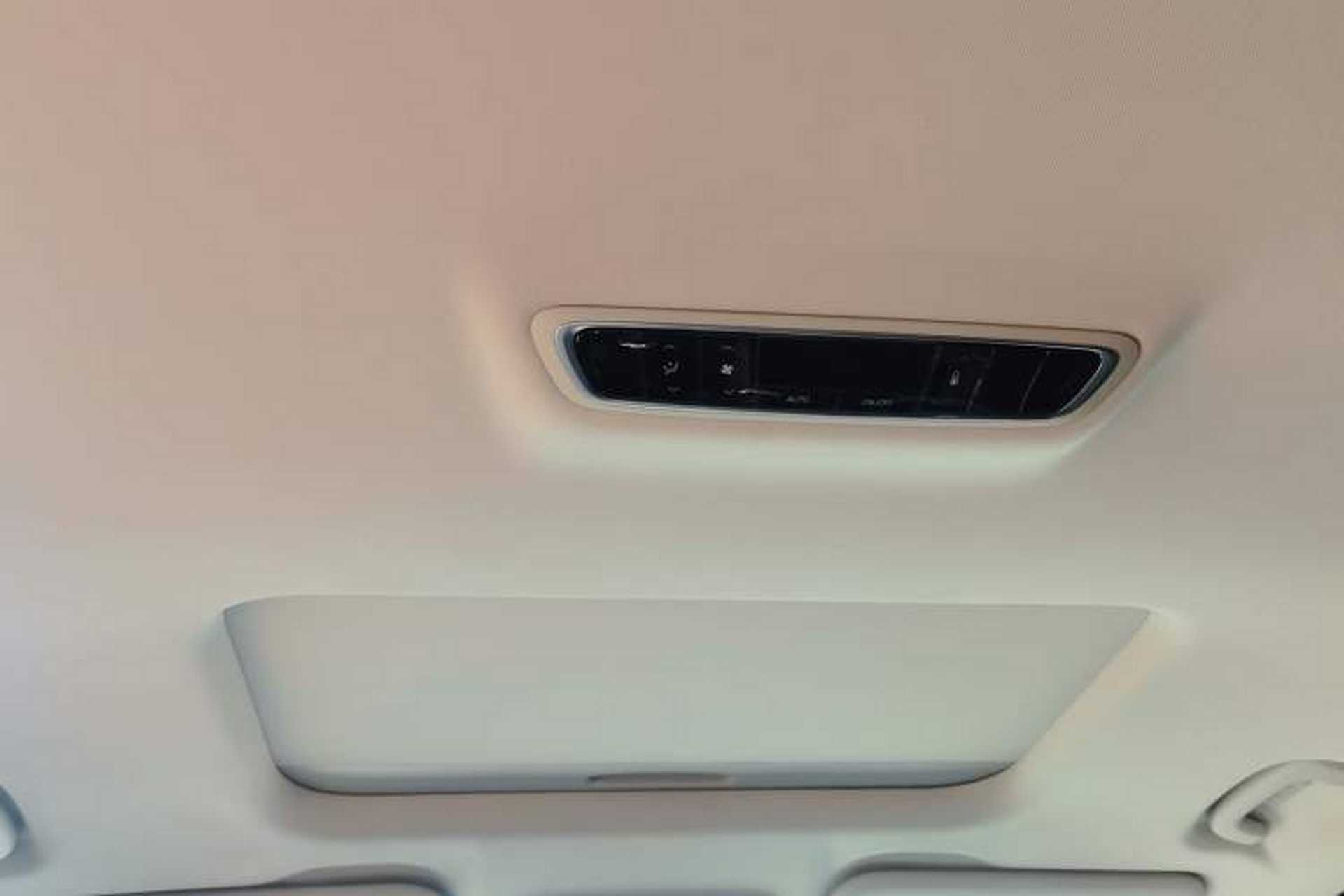 Used SAIC MAXUS G90 2022 2.0T Galaxy Seven-Seater Version Headliner