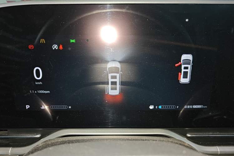 Used SAIC MAXUS G90 2022 2.0T Interstellar Seven-Seater Instrument Cluster