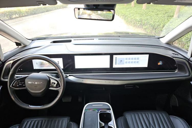 Used SAIC MAXUS G90 2022 2.0T Interstellar Seven-Seater Interior 3