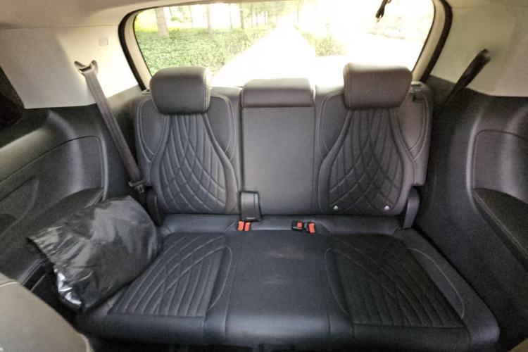 Used SAIC MAXUS G90 2022 2.0T Interstellar Seven-Seater Interior 4