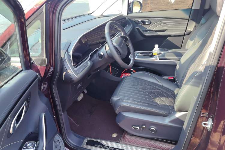 Used SAIC MAXUS G90 2022 2.0T Galaxy Seven-Seater Version Left Front Seat