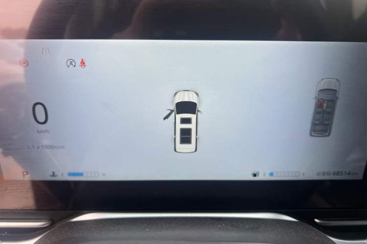 Used SAIC MAXUS G90 2022 2.0T Interstellar Seven-Seater Odometer Close Up