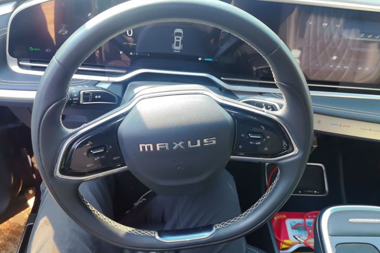 Used SAIC MAXUS G90 2022 2.0T Galaxy Seven-Seater Version Steering Wheel