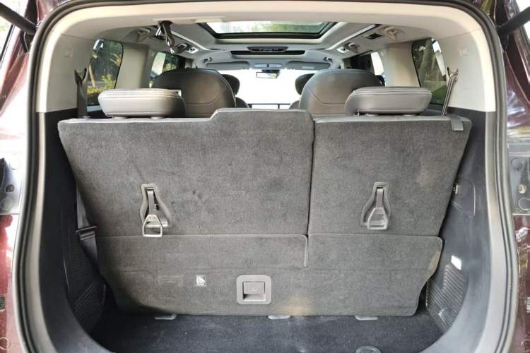 Used SAIC MAXUS G90 2022 2.0T Interstellar Seven-Seater Trunk