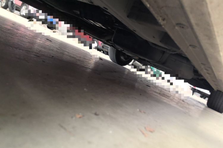 Used SAIC MAXUS G90 2022 2.0T Galaxy Seven-Seater Version Chassis Front Left