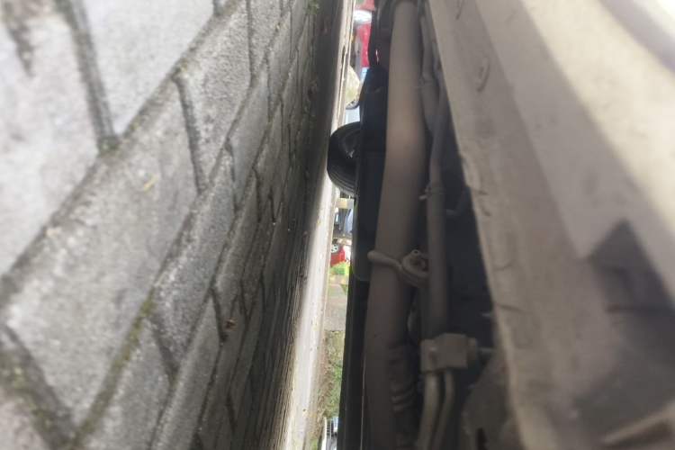 Used SAIC MAXUS G90 2022 2.0T Interstellar Seven-Seater Chassis Front Right