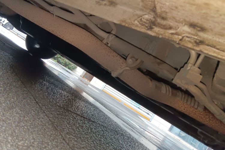 Used SAIC MAXUS G90 2022 2.0T Interstellar Seven-Seater Chassis Front Right