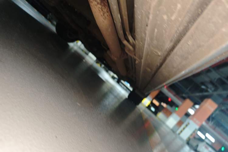 Used SAIC MAXUS G90 2022 2.0T Starry Seven-Seater Chassis Rear Right