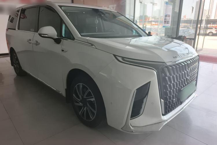 Used SAIC MAXUS G90 2022 2.0T Interstellar Seven-Seater Exterior 3