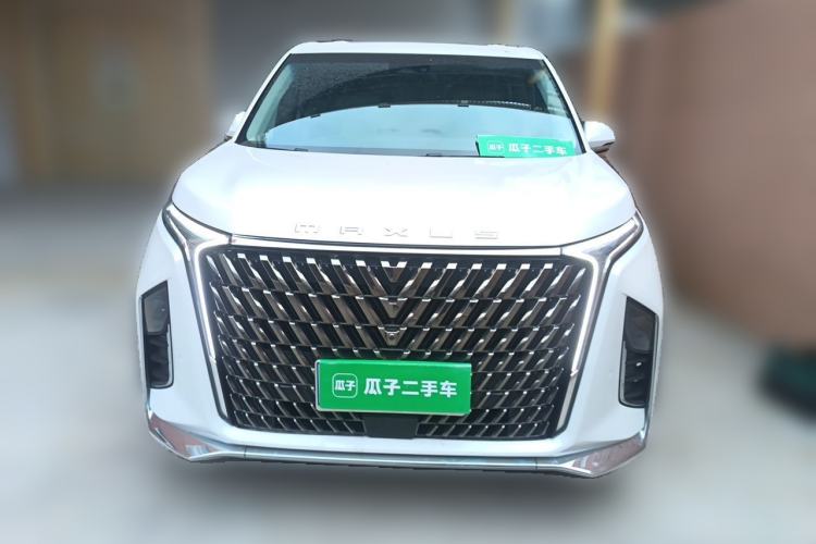 Used SAIC MAXUS G90 2022 2.0T Galaxy Seven-Seater Version Front