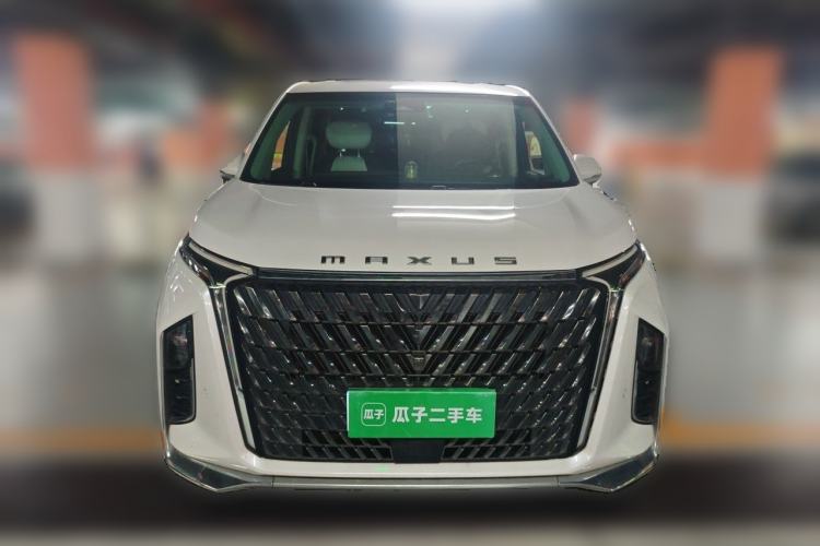 Used SAIC MAXUS G90 2022 2.0T Starry Seven-Seater Front