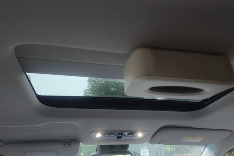 Used SAIC MAXUS G90 2022 2.0T Interstellar Seven-Seater Headliner