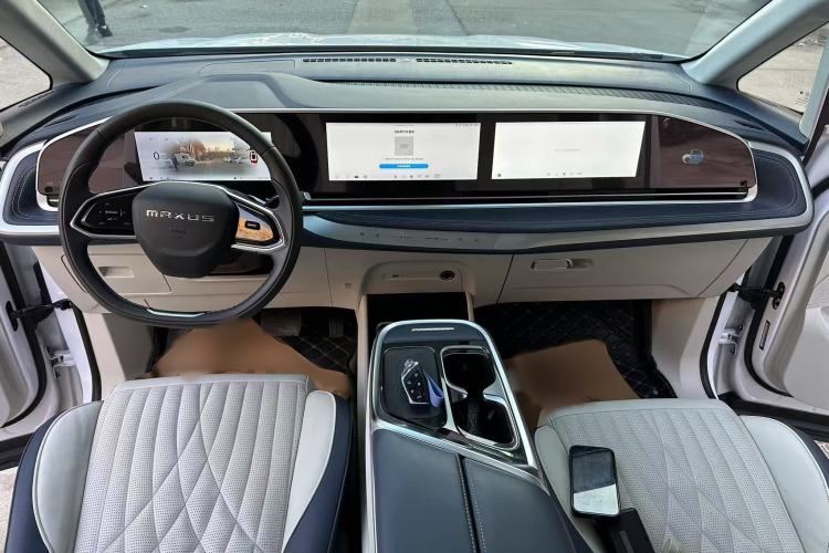 Used SAIC MAXUS G90 2022 2.0T Xingyun Seven-Seater Version Interior 2