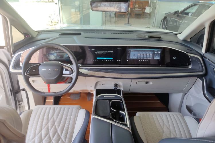 Used SAIC MAXUS G90 2022 2.0T Interstellar Six-Seater Edition Interior 3