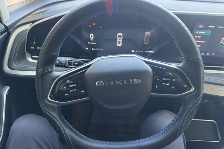 Used SAIC MAXUS G90 2022 2.0T Starry Seven-Seater Interior 3