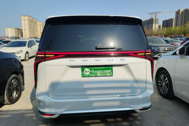 Used SAIC MAXUS G90 2022 2.0T Galaxy Seven-Seater Version Rear