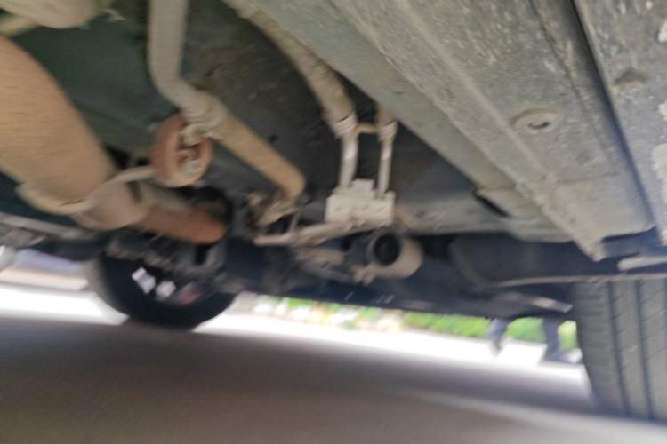 Used SAIC MAXUS G90 2023 2.0T Nebula Six-Seater Chassis Front Right
