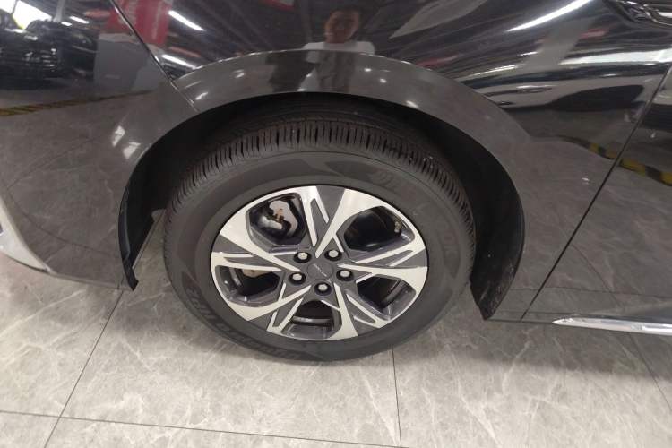 Used SAIC MAXUS G90 2023 2.0T Starry Seven-Seater Exterior 7