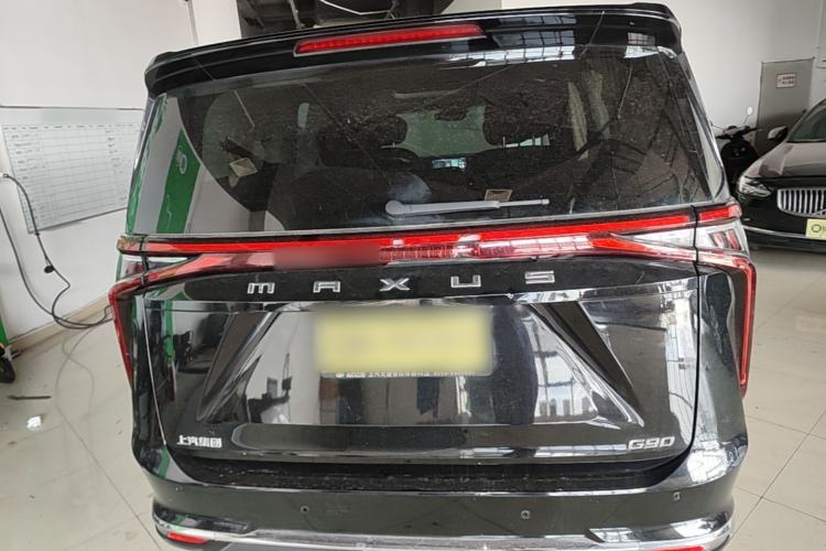 Used SAIC MAXUS G90 2023 2.0T Galaxy Seven-Seater Edition Rear