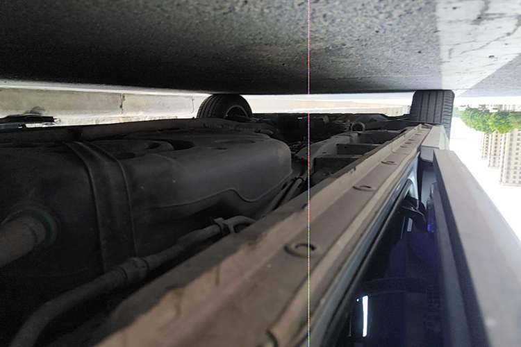 Used SAIC MAXUS G90 2023 2.0T Interstellar Flagship Edition Left Side Sill