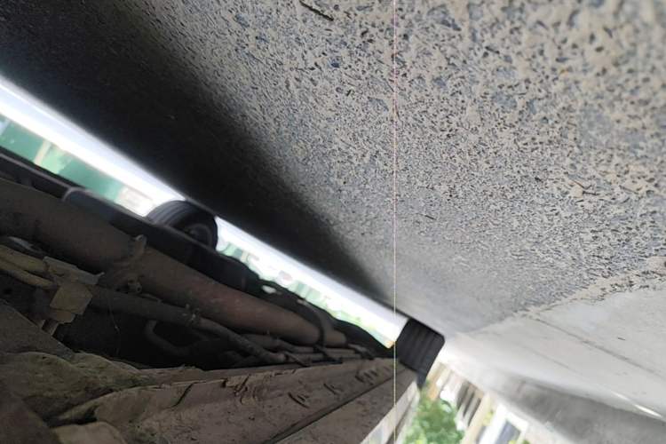 Used SAIC MAXUS G90 2023 2.0T Interstellar Flagship Edition Right Side Sill