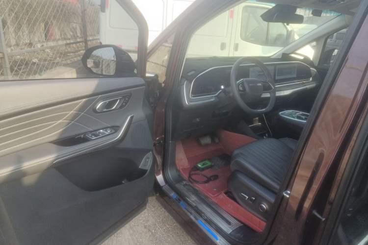 Used SAIC MAXUS G90 2023 2.0T Galaxy Seven-Seater Edition Driver Seat