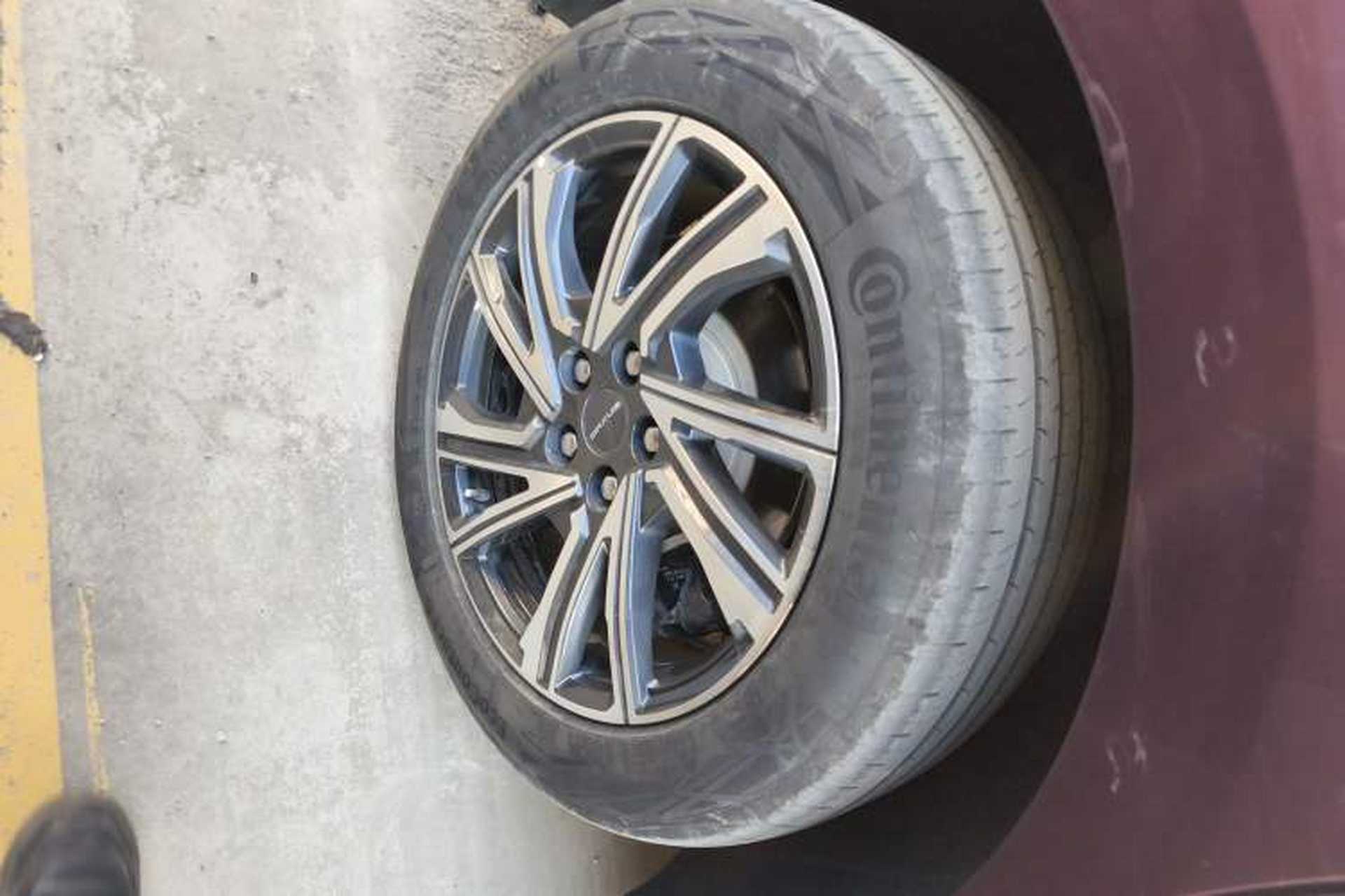 Used SAIC MAXUS G90 2023 2.0T Xingyun 7-Seater Version Exterior 2