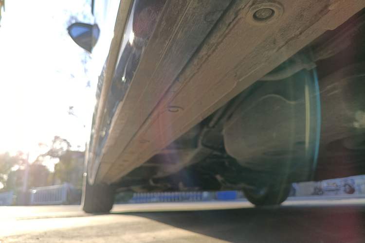 Used SAIC MAXUS G90 2023 2.0T Interstellar Six-Seater Version Left Side Sill